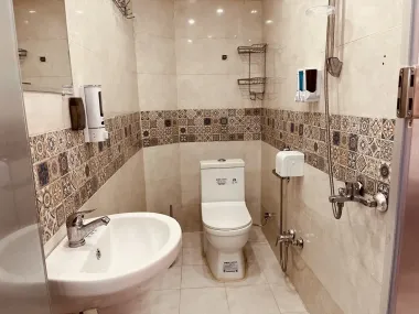 اقامتگاه بومگردی ماهور اصفهان - سرویس بهداشتی و حمام