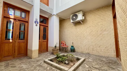 اقامتگاه سنتی خانه صدیق اصفهان - نمای محوطه