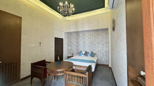 اقامتگاه سنتی خانه صدیق اصفهان - اتاق 2 تخته (1 تخت 2 نفره)