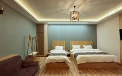 خانه مسافر خانه مادری اصفهان - اتاق 3 تخته (1 تخت 2 نفره 1 تخت 1نفره)