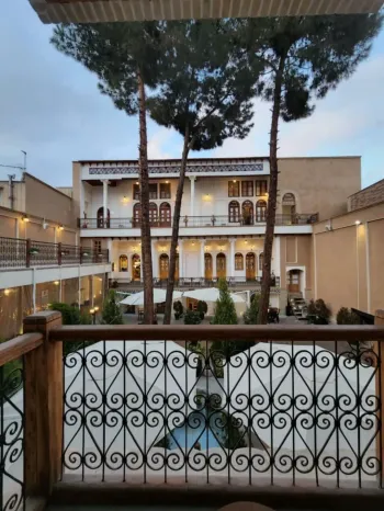 هتل آرمنیا اصفهان - نمای محوطه