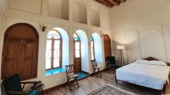 هتل آرمنیا اصفهان - اتاق 2 تخته (1 تخت 2 نفره)