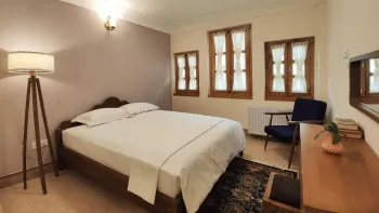 هتل آرمنیا اصفهان - اتاق 2 تخته (1 تخت 2 نفره)