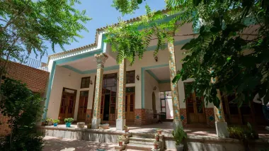 اقامتگاه سنتی آریو اصفهان - نمای محوطه