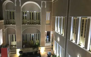 اقامتگاه سنتی الماس یزد - نمای بیرونی