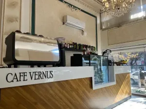 هتل ورنوس تهران - کافی شاپ