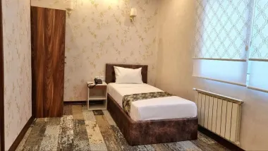 هتل ورنوس تهران - اتاق 1 تخته (1 تخت 1 نفره)