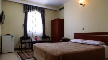 هتل مینا تهران - اتاق 2 تخته (1 تخت 2 نفره)