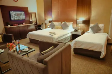 هتل ایران کیش - اتاق 3 تخته (1 تخت 2 نفره 1 تخت 1 نفره)