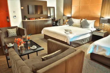 هتل ایران کیش - اتاق 3 تخته (1 تخت 2 نفره 1 تخت 1 نفره)