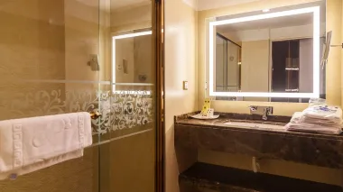 هتل شایان کیش - سرویس بهداشتی و حمام