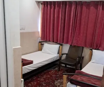 مهمانپذیر اردیبهشت همدان - اتاق 2 تخته (2 تخت 1 نفره)