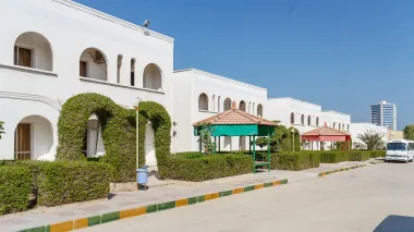 هتل المپیک قشم - نمای بیرونی