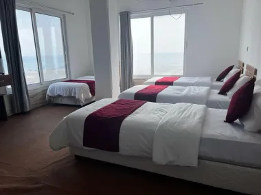 مجتمع اقامتی غواصی قشم - اتاق 4 تخته (4 تخت 1 نفره)