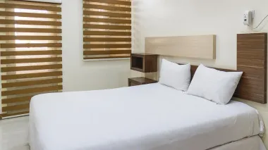 هتل آپارتمان آرش قشم - اتاق 2 تخته (1 تخت 2 نفره)