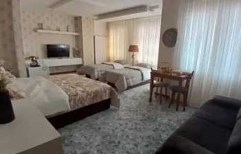 هتل سارینا قشم - اتاق 4 تخته (1 تخت 2 نفره 2 تخت 1 نفره)