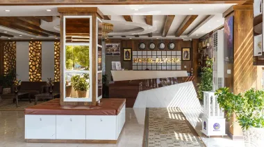 هتل قصر الوند قشم - لابی