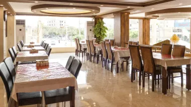 هتل قصر الوند قشم - رستوران