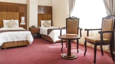 هتل قصر الوند قشم - اتاق 2 تخته (2 تخت 1 نفره)