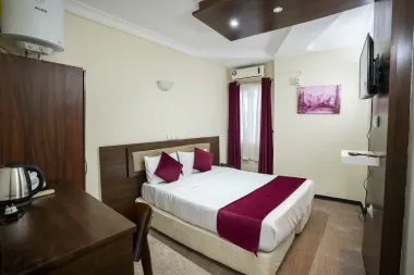 هتل کیمیا چهار قشم - اتاق 2 تخته (1 تخت 2 نفره)