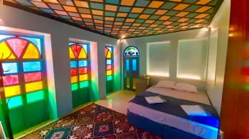 اقامتگاه بومگردی سووشون شیراز - اتاق 2 تخته (1 تخت 2 نفره)