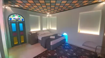 اقامتگاه بومگردی سووشون شیراز - اتاق 2 تخته (1 تخت 2 نفره)