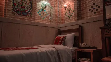اقامتگاه سنتی تابش شیراز - اتاق 1 تخته 