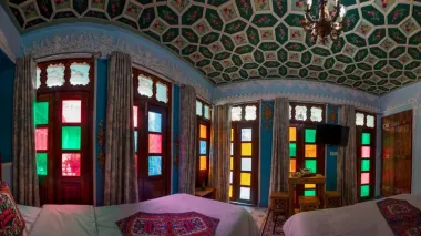 اقامتگاه سنتی تابش شیراز - نمای اتاق