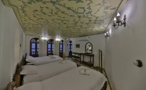 اقامتگاه سنتی راوی شیراز - نمای اتاق