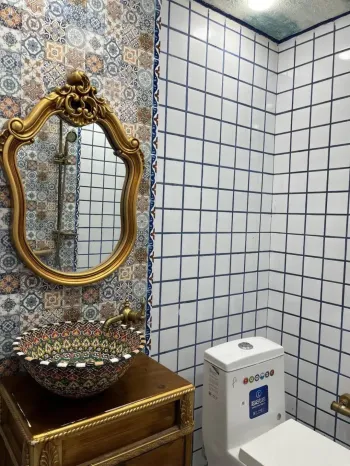 اقامتگاه سنتی عمارت جمشیدیه شیراز - سرویس بهداشتی و حمام