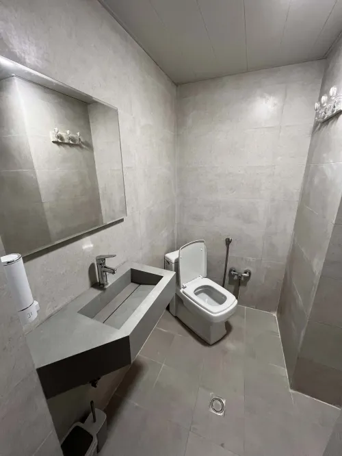 مهمانپذیر رحمانیان شیراز - سرویس بهداشتی و حمام