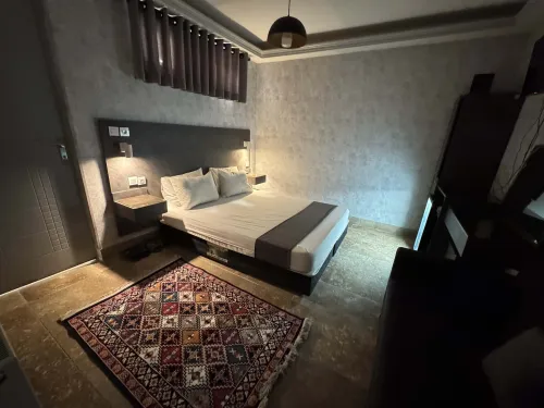 مهمانپذیر رحمانیان شیراز - اتاق 2 تخته (1 تخت 2 نفره)