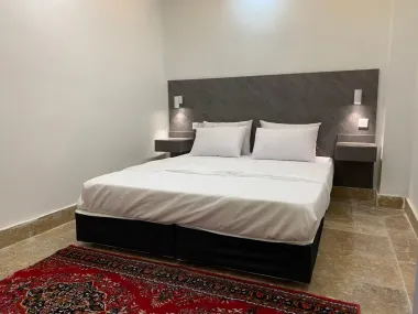 مهمانپذیر رحمانیان شیراز - اتاق 2 تخته (1 تخت 2 نفره)