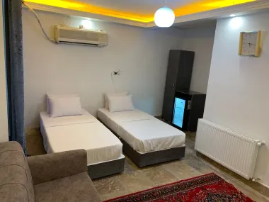 مهمانپذیر رحمانیان شیراز - اتاق 2 تخته (2 تخت 1 نفره)
