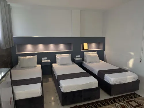 مهمانپذیر رحمانیان شیراز - اتاق 3 تخته (3 تخت 1 نفره)