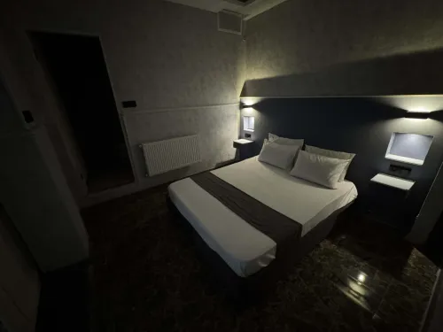 مهمانپذیر رحمانیان شیراز - اتاق 2 تخته (1 تخت 2 نفره)