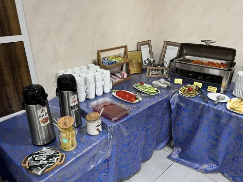 اقامتگاه سنتی سیمرغ شیراز - منو صبحانه