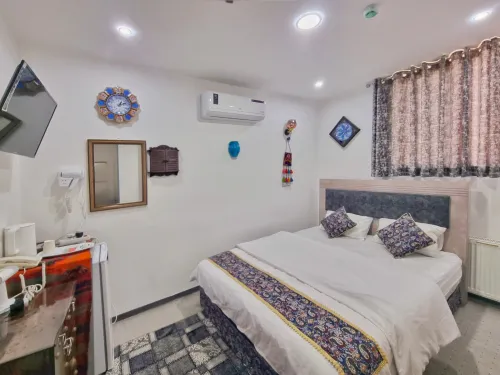 اقامتگاه سنتی سیمرغ شیراز - اتاق 2 تخته (1 تخت 2 نفره)