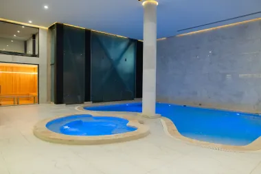 هتل رونیاس شیراز - محموعه آبی