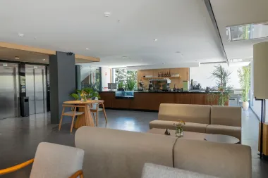 هتل رونیاس شیراز - کافی شاپ