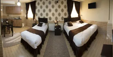 هتل کیوان شیراز - اتاق 3 تخته (1 تخت 2 نفره 1 تخت 1 نفره)