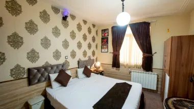 هتل کیوان شیراز - اتاق 2 تخته (1 تخت 2 نفره)