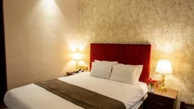 هتل تالار شیراز - اتاق 2 تخته (1 تخت 2 نفره)