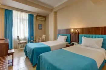 هتل ارگ شیراز - اتاق 2 تخته (2 تخت 1 نفره)