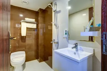 هتل ارگ شیراز - سرویس بهداشتی و حمام