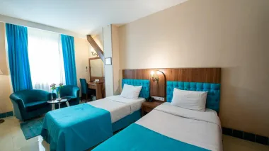 هتل ارگ شیراز - اتاق 2 تخته (2 تخت 1 نفره)