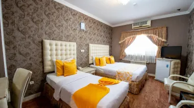 هتل پارسه شیراز - اتاق 3 تخته (1 تخت 2 نفره 1 تخت 1 نفره)