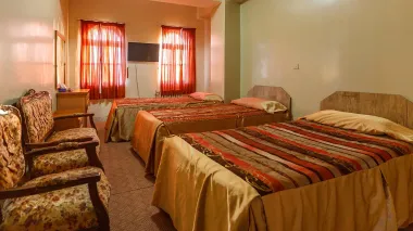 هتل آپارتمان شمس شیراز - اتاق 3 تخته (3 تخت 1 نفره)