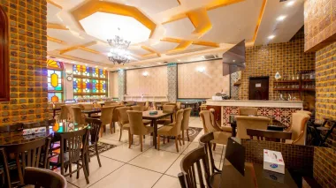 هتل کریم خان شیراز - رستوران