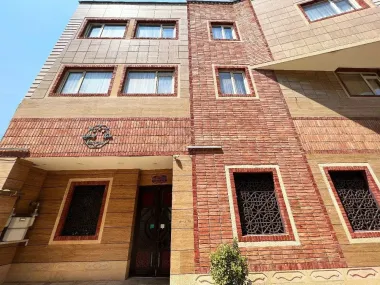 هتل وکیل شیراز - نمای بیرونی 